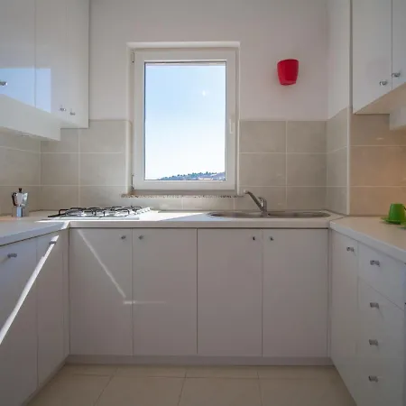 Martina By Interhome Apartman Vrbnik